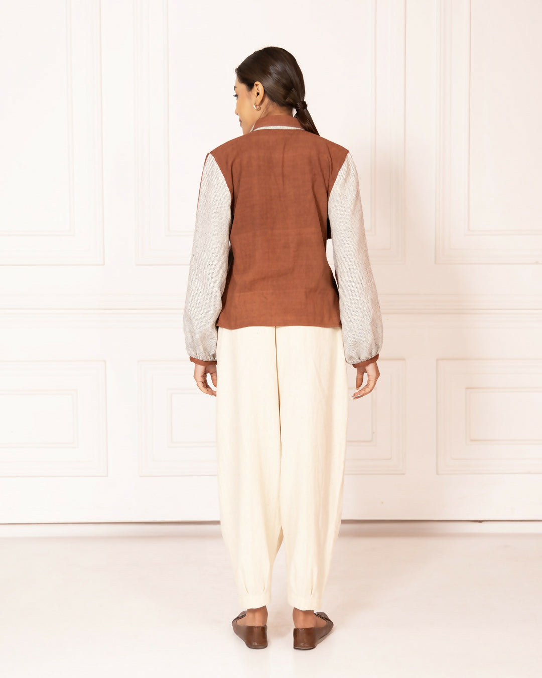 AATH TAKA SHIRT