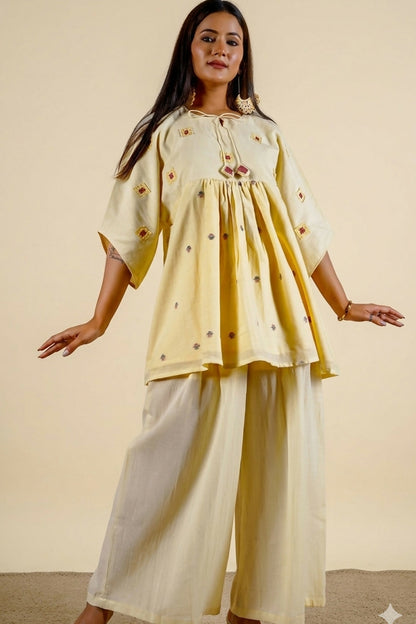 SUNSHINE DIAMOND TOP